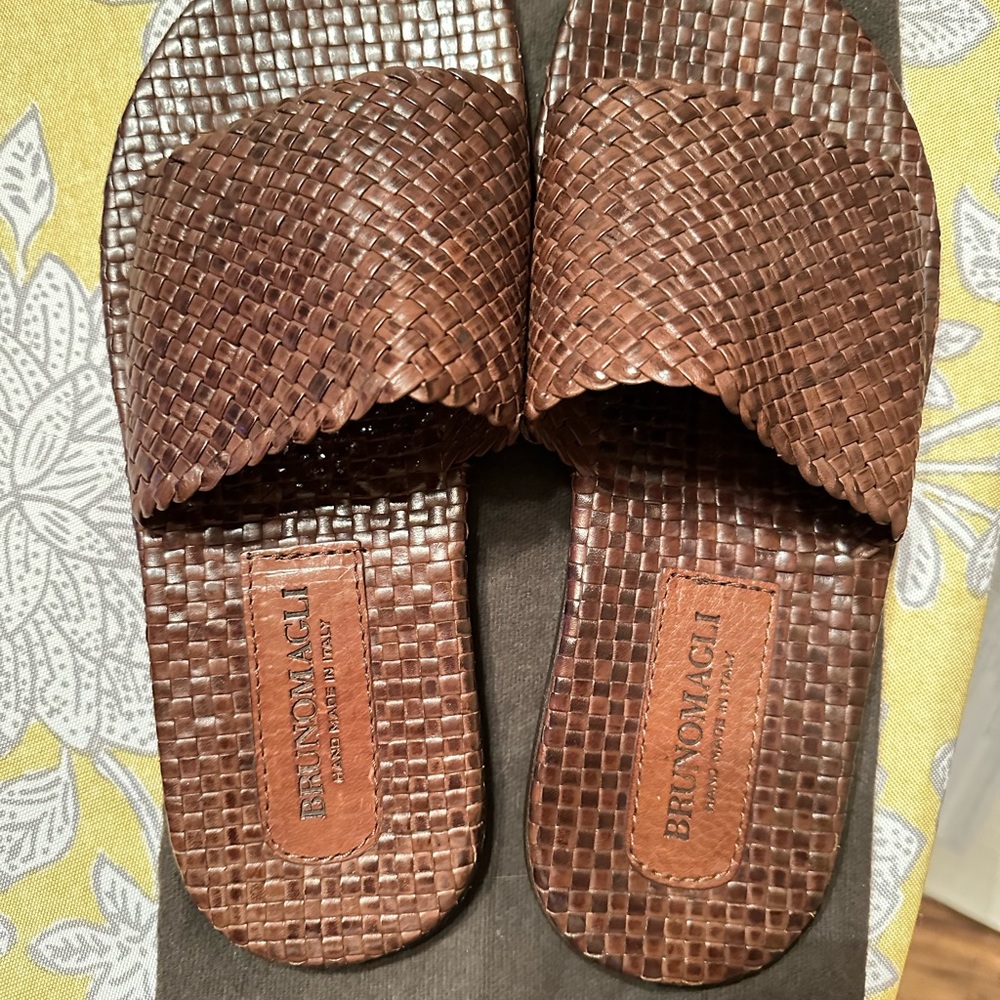 Bruno Magli sandals used once ! Made in Italy size 8